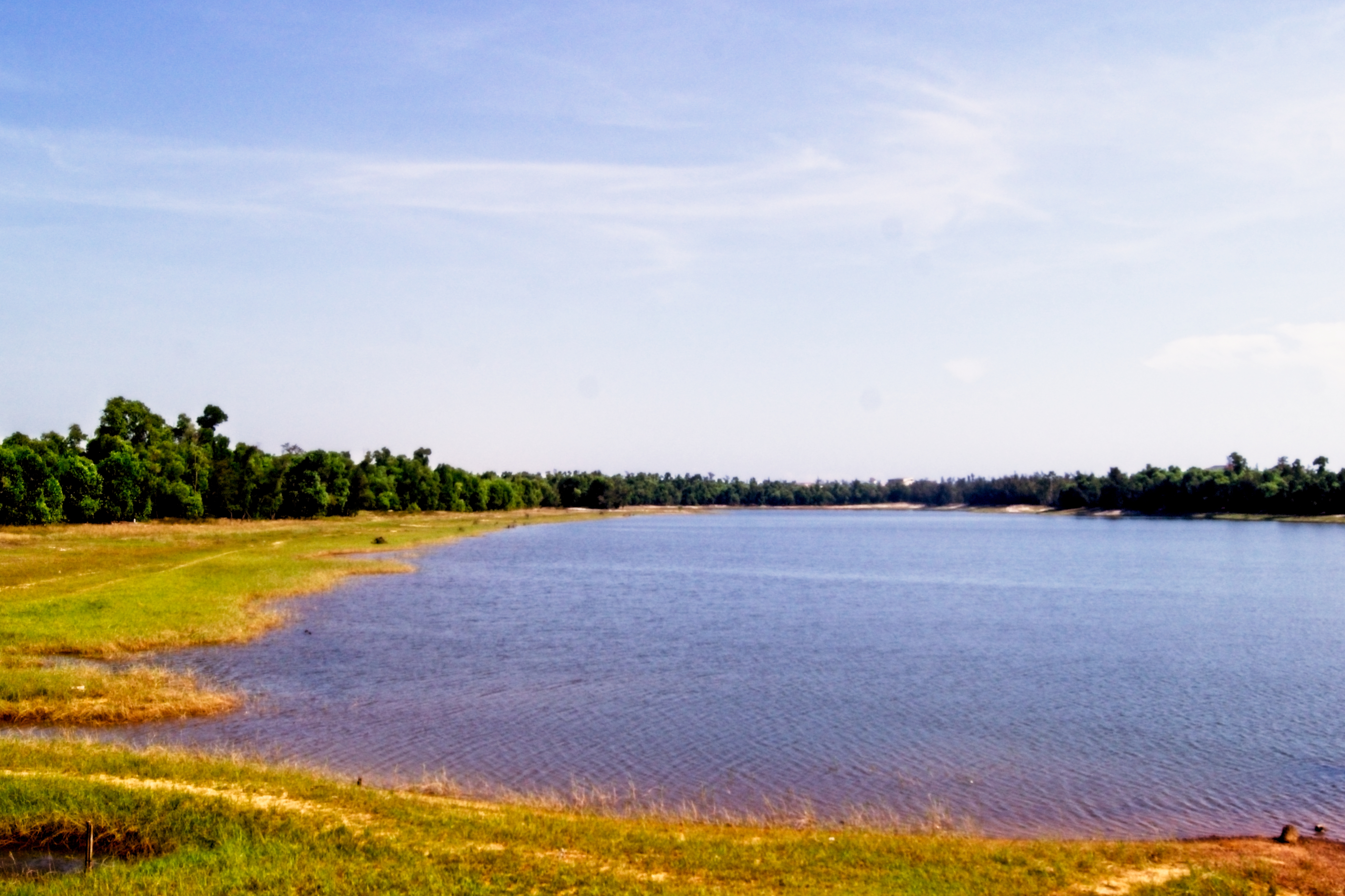 Bau Tro Lake